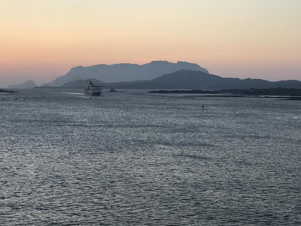 Bados Mare Lejlighed Olbia Eksteriør billede